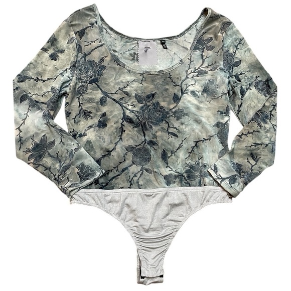 Buffalo David Bitton Tops - Buffalo The Buckle Velvet Floral Bodysuit